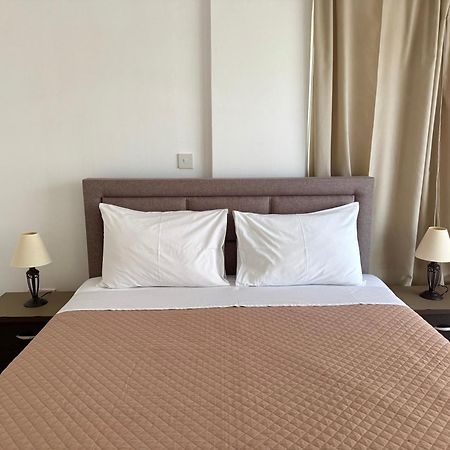 Himonas Apartments ปิสซูรี ภายนอก รูปภาพ