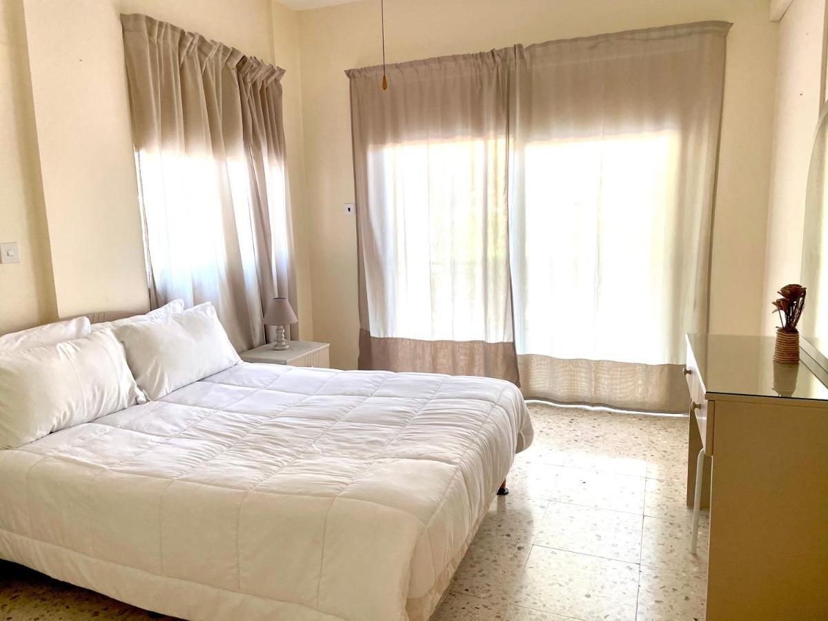 Himonas Apartments ปิสซูรี ภายนอก รูปภาพ