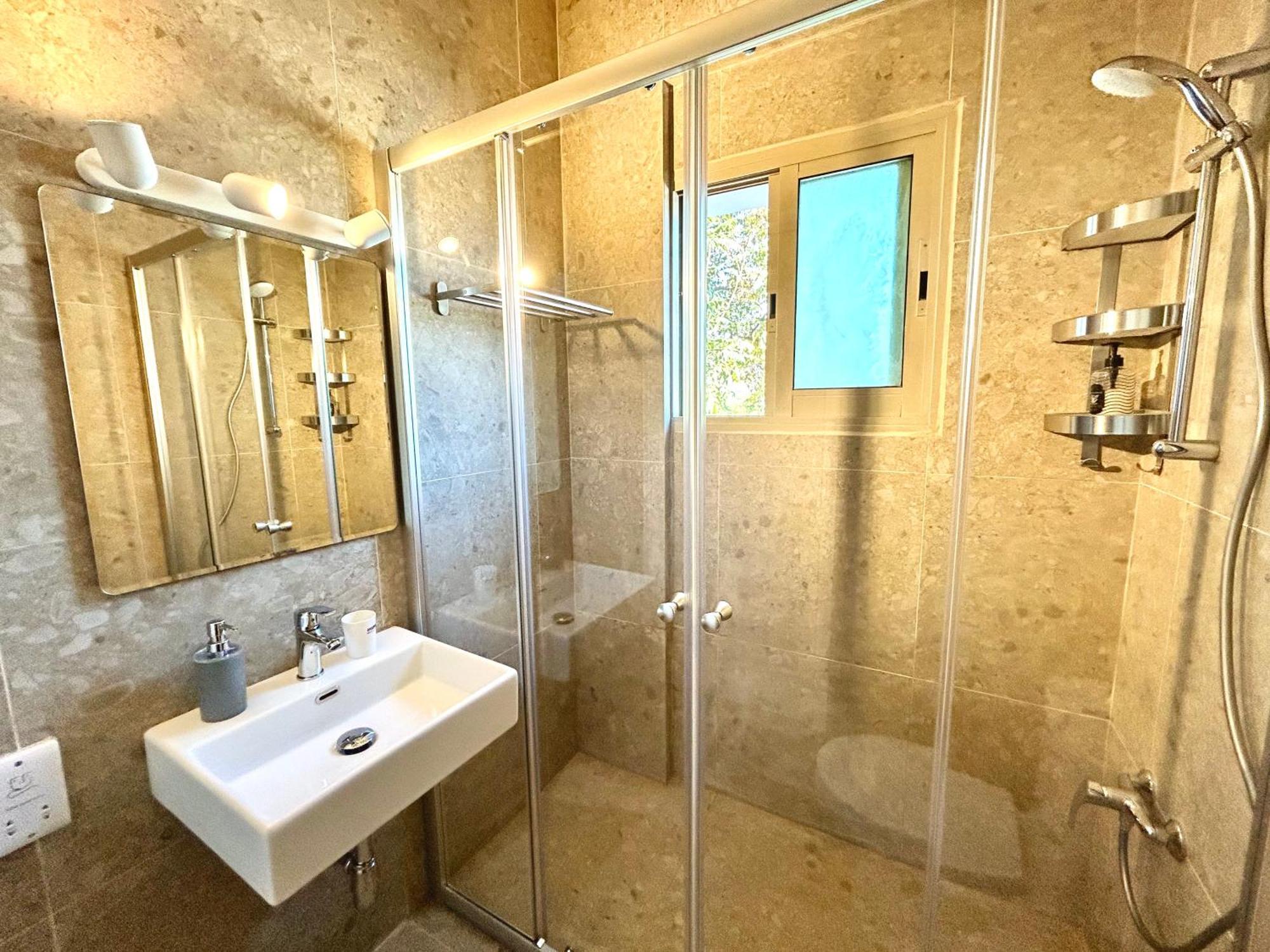 Himonas Apartments ปิสซูรี ภายนอก รูปภาพ