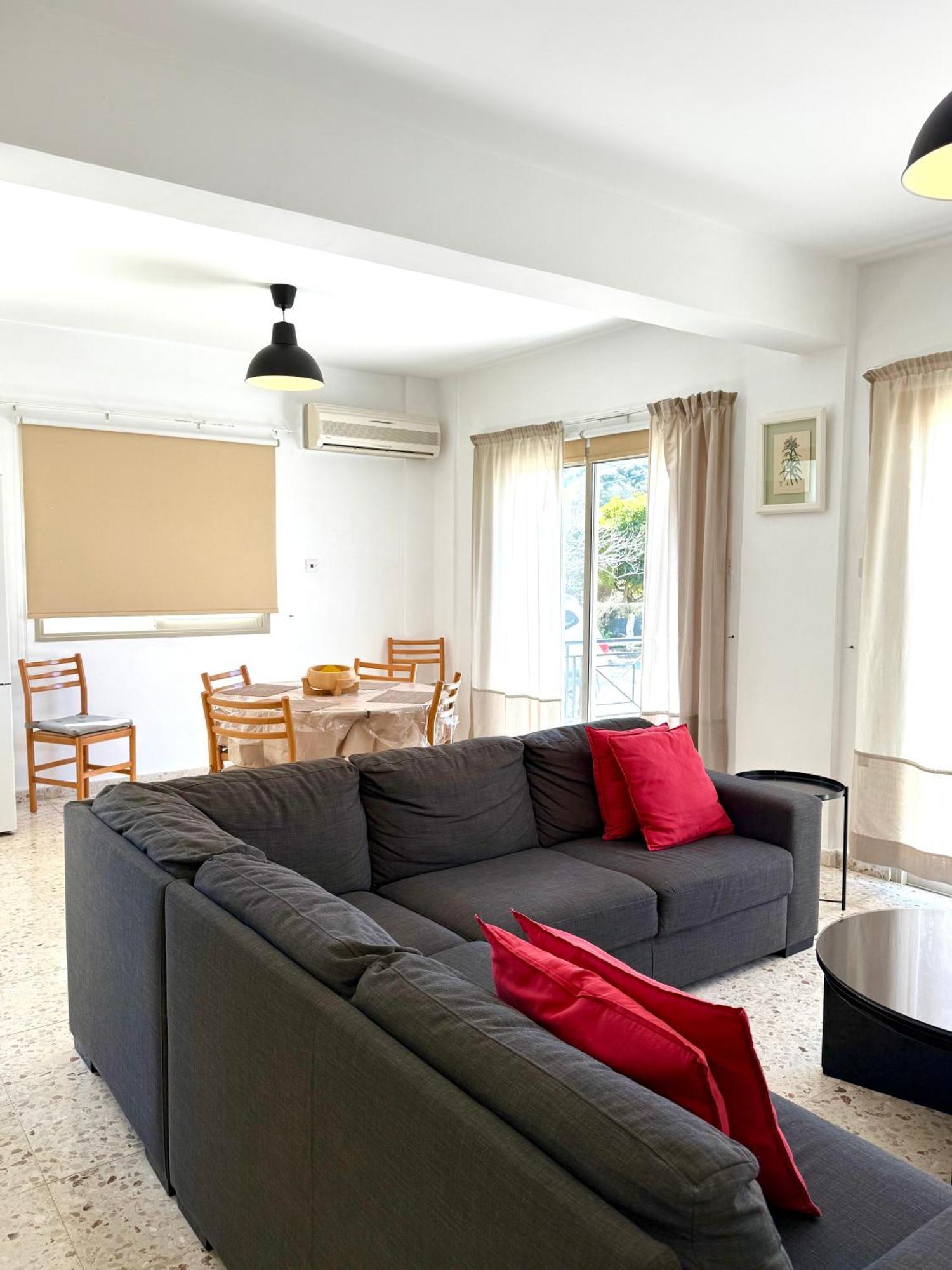Himonas Apartments ปิสซูรี ภายนอก รูปภาพ