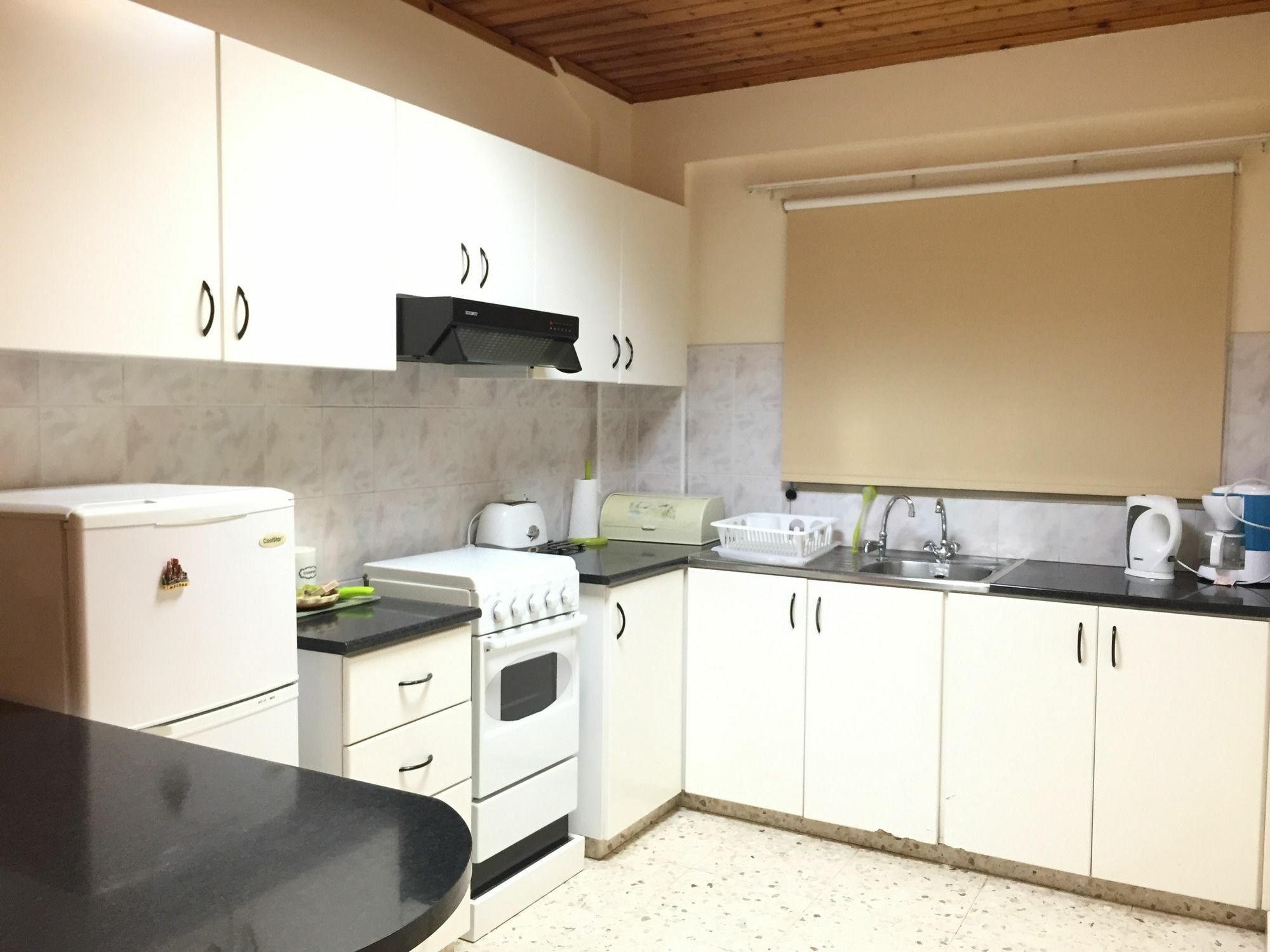 Himonas Apartments ปิสซูรี ภายนอก รูปภาพ